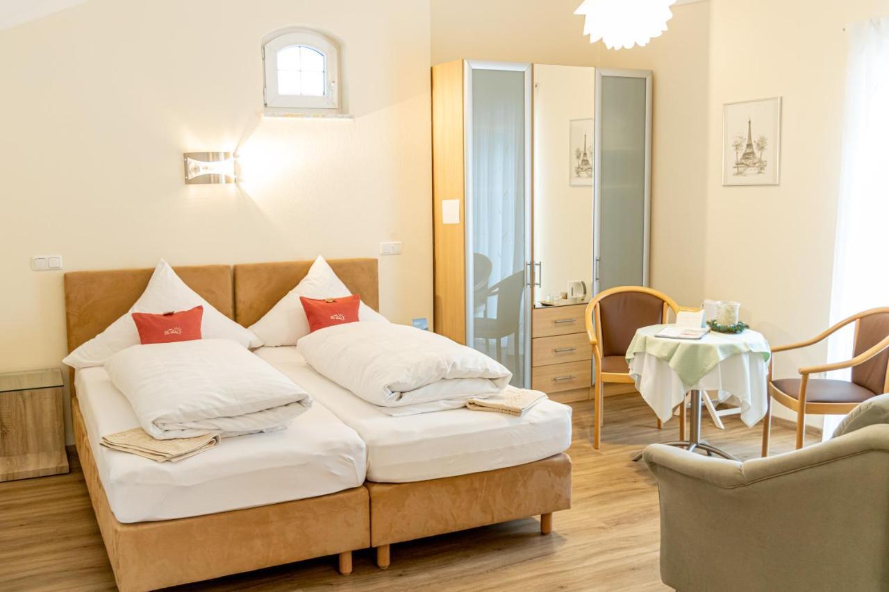 האוצנברג Hotel Der Seehof מראה חיצוני תמונה