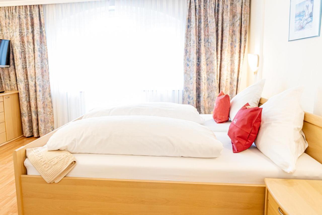 האוצנברג Hotel Der Seehof מראה חיצוני תמונה